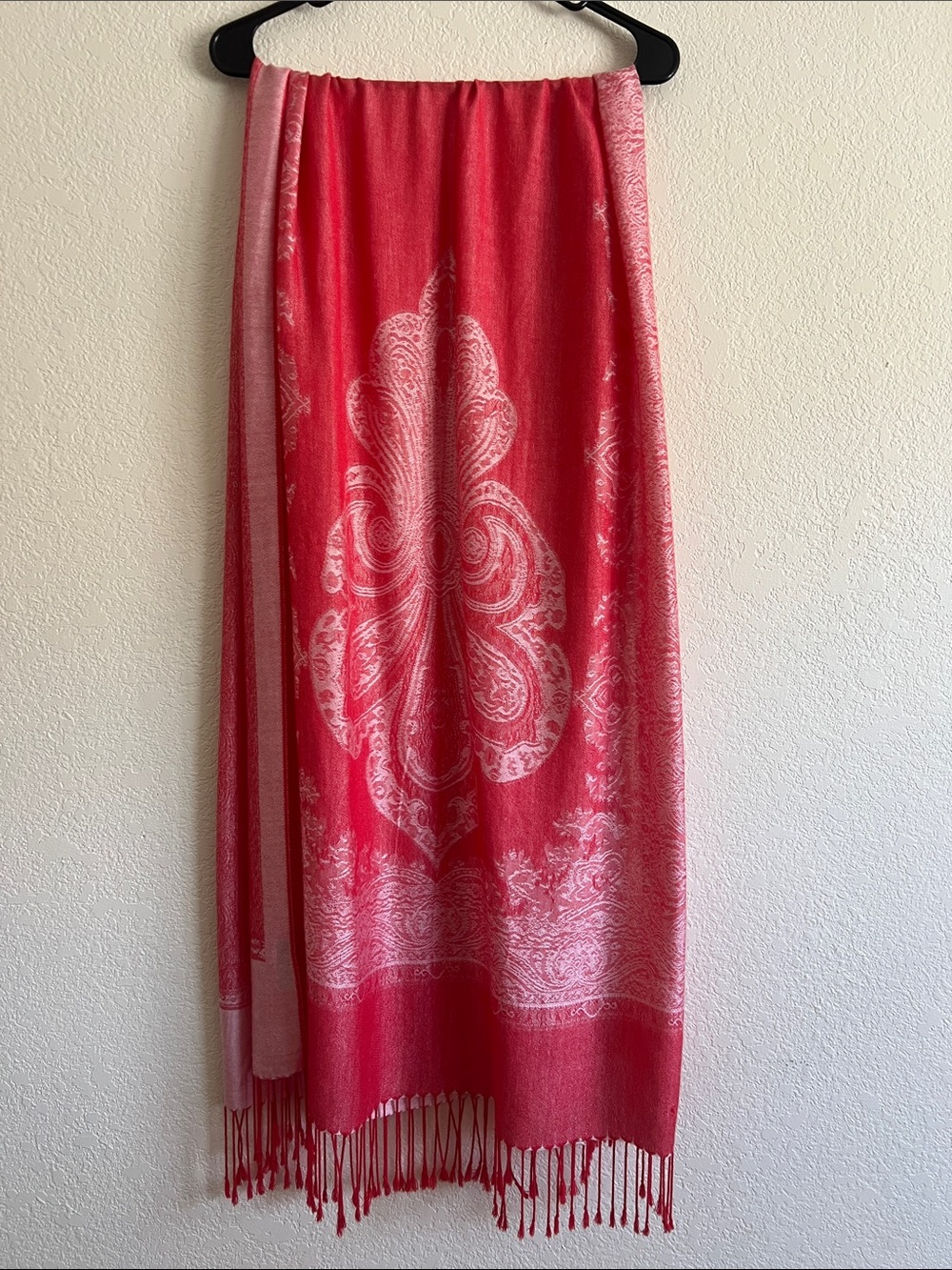 Motif Pashmina Shawl